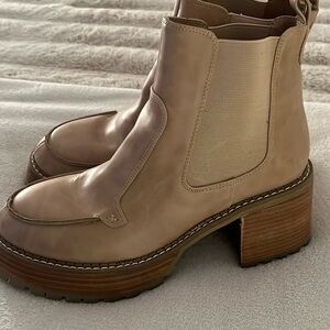 Mia boots worn x1  size 10